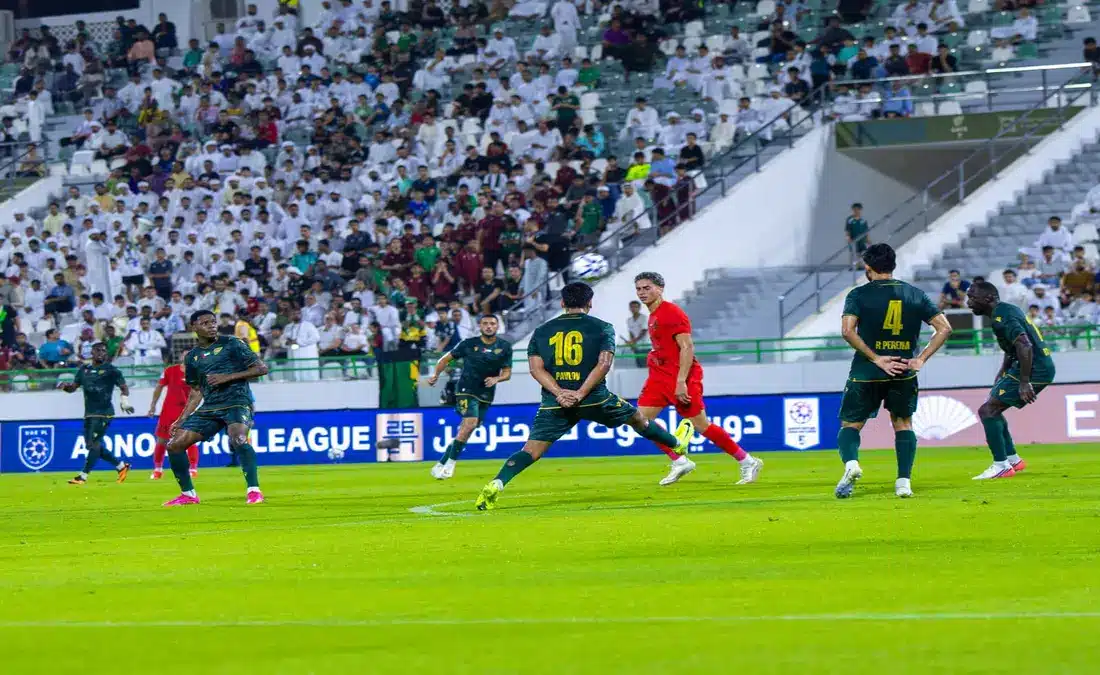 خورفكان يسعى لتصحيح المسار أمام العين في دوري أدنوك